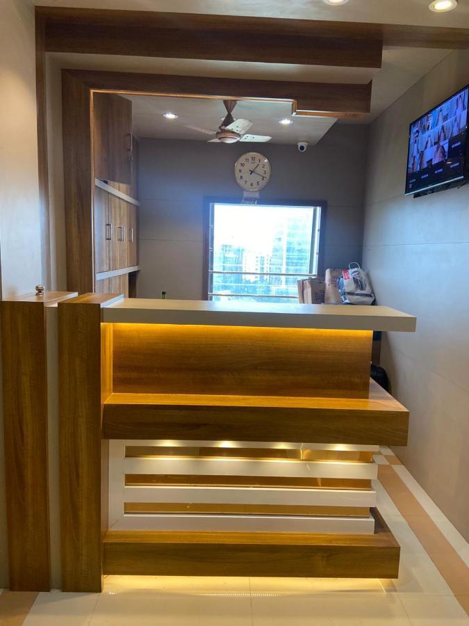 Hotel Bkc Crown - Near Trade Centre, Visa Consulate 뭄바이 외부 사진