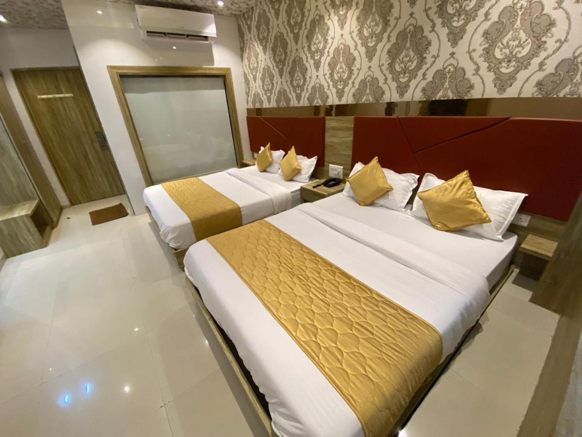 Hotel Bkc Crown - Near Trade Centre, Visa Consulate 뭄바이 외부 사진