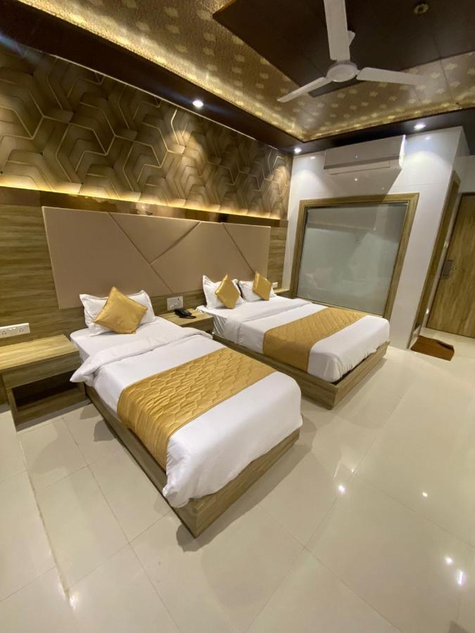 Hotel Bkc Crown - Near Trade Centre, Visa Consulate 뭄바이 외부 사진